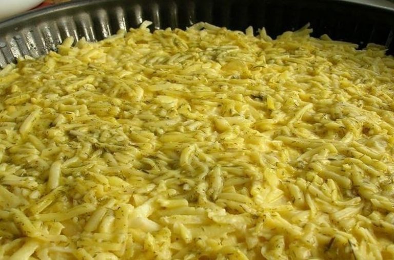 Запеканка из сырого тёртого картофеля с фаршем в духовке рецепт
