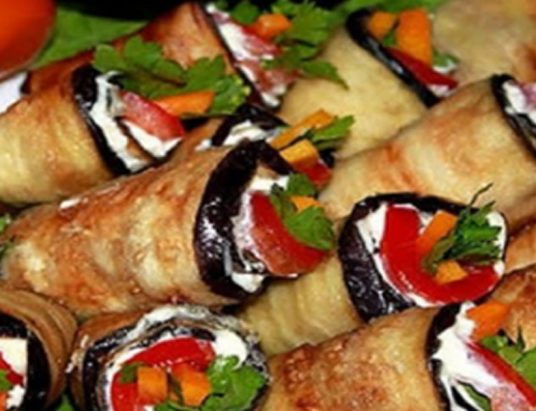 Салат из курицы с грибами с орехами Салат из курицы с грибами с орехами